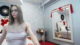 lilyrose_ chaturbate cam (12/04/2021)