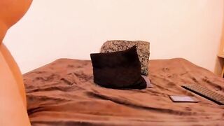 hot babe with big ass dildoing herself