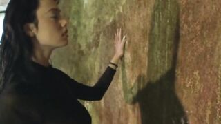 Une Femme Sans Retenue