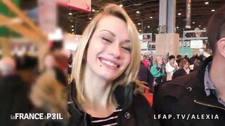 Jeune Jolie Petite Francaise Chopee Au Salon D Agriculture