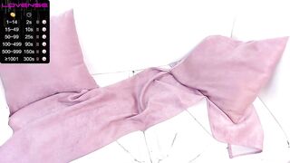 ashlyfoxx recent chaturbate cam video 19-Dec-2021