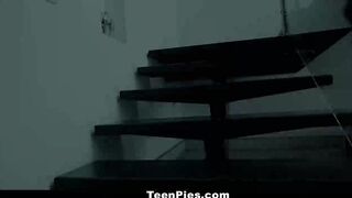 Teenpies - Scarlett Snow Gets Creampied