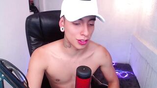 saenz_hotx 02-16-2022 naked cam