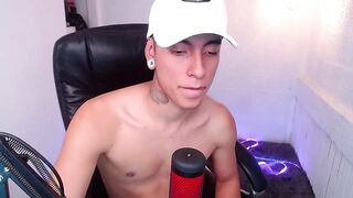 saenz_hotx 02-16-2022 naked cam