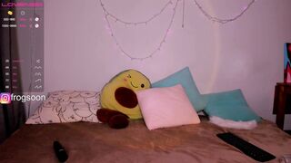 Helen_xxxstar (02-17-2022) Free Hot Video