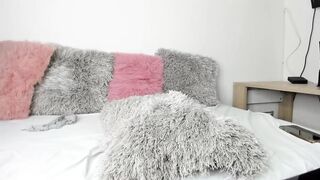 Sophi_reyess Live Cam Show (04-01-2022)