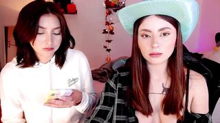 wolfsfoster chat cams - (10-25-2022)