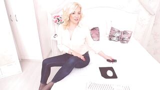 Saralucky premium porn 10-28-2022