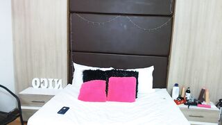 Shantal_and_jordan chat cam sex (10-28-2022)