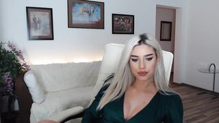 I_am_sarahxxx (10-31-2022) fuck cam