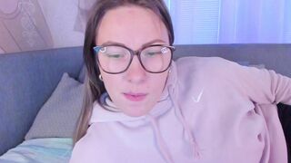 Cute_darina Chaturbate latest cam porn video (11-11-2022)