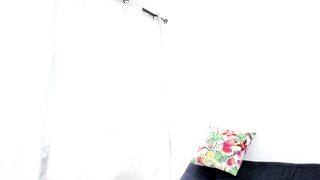 emily18__ cam video (11/16/2022)