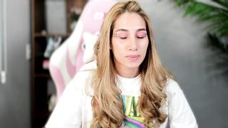 Bloomlu 21 November 2022 Nude Cam