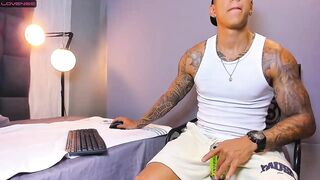 zeus_xxxx webcam porn vid (11/22/2022)