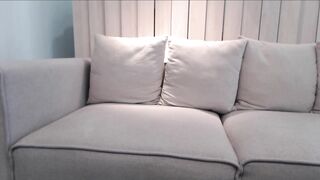 Shy_schoolgirl_ cams chat 06 December 2022