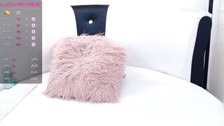 anasstacia__ (12-20-2022) posing on cam