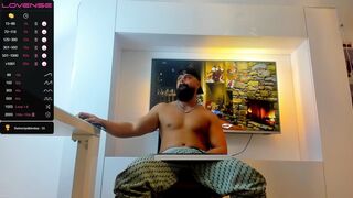 maxhunterx_ porn video chat (12/28/2022)