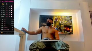 maxhunterx_ porn video chat (12/28/2022)