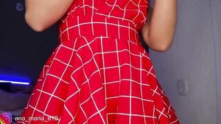 Mollyybloom (01-04-2023) Posing On Webcam