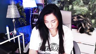 Coline_amori (01/13/2023) Nude On Cam