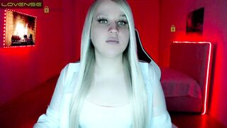 camsmiley chaturbate - (02-06-2023)