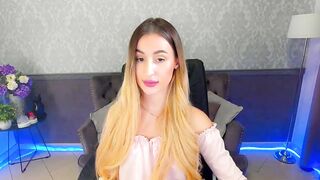 Paolamola (02-11-2023) cam sex