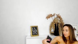 finestchantilly nude (02-13-2023)