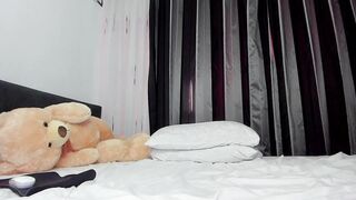 Megancherrly naked cams 15-Feb-23