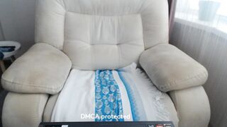 Screenshot from girlfrend10's live webcam sex show video