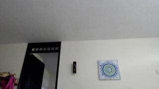 Sexwwoman recent cam video 19-Feb-23