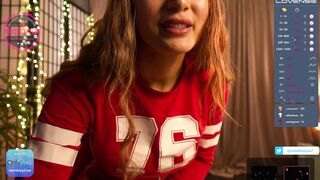 Screenshot from monkeylina's live webcam sex show video