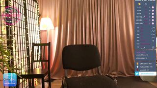 Screenshot from monkeylina's live webcam sex show video