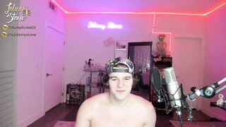 thejohnnystone chat sex cam 02-22-2023