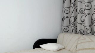 cherry_nicolle live on cam (02-24-2023)