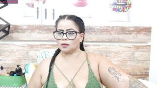 Sexymoonlatina (02/25/2023) Cam Video