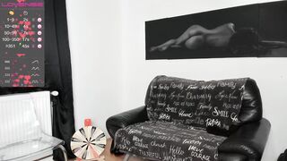 Sexy_milf_emely sex porn cam - 05 March 2023