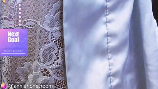 Anniehoneyroom webcam porn vid - 21-Mar-2023