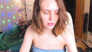 Gloria_wood 22-Mar-23 video cam