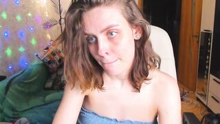 Gloria_wood 22-Mar-23 video cam