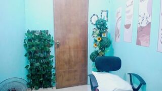 emily_hole69 03 April 2023 porn cam chat