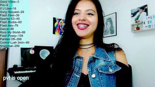 Screenshot from charlottekristeva_'s live webcam sex show video