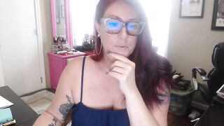 Ayewillnevertell sex porn cam (04-14-2023)