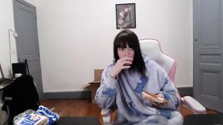 Screenshot from missthon's live webcam sex show video