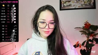 Azure_moon 27-Apr-23 Porn Cam