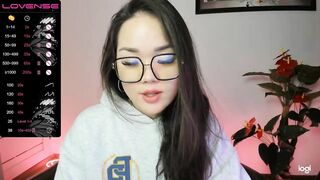 Azure_moon 27-Apr-23 Porn Cam