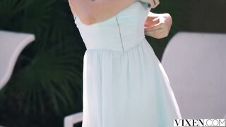 Stunning secretary gives way to the charm of her chief