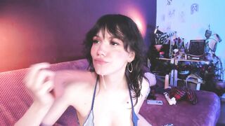 juby_yubi naked cam - (05/04/2023)