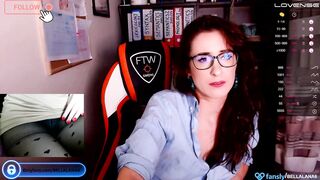 lana6 18-May-23 cam clip