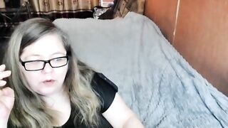 Screenshot from tviks's live webcam sex show video
