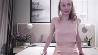 Shy_schoolgirl_ chat sex cam 22 May 2023